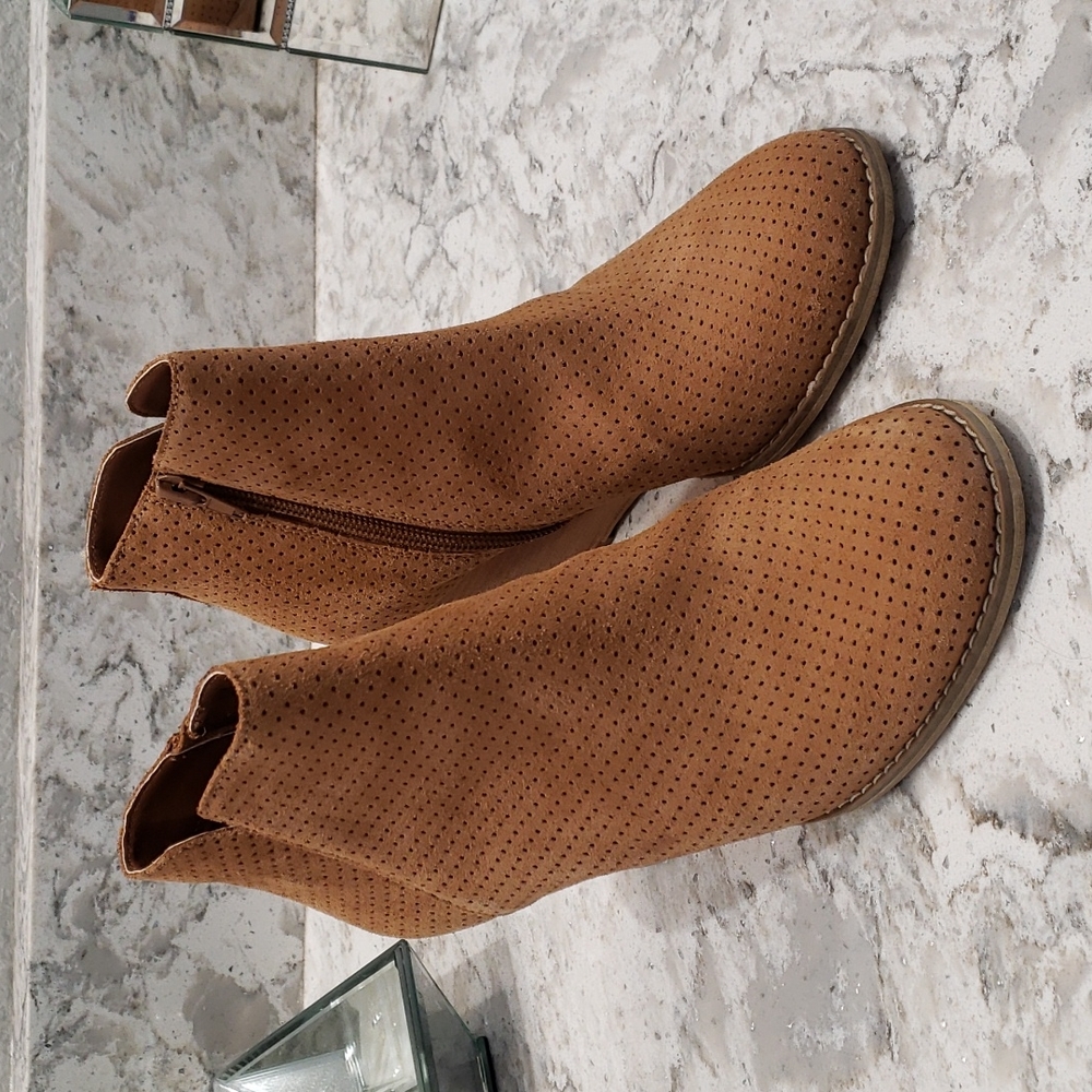 Susina ankle boots.  Stacked Heel Side Zip Up Wedge